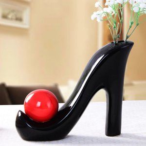 MODERN HIGH HEEL SHOE VASE DECOR IN BLACK
